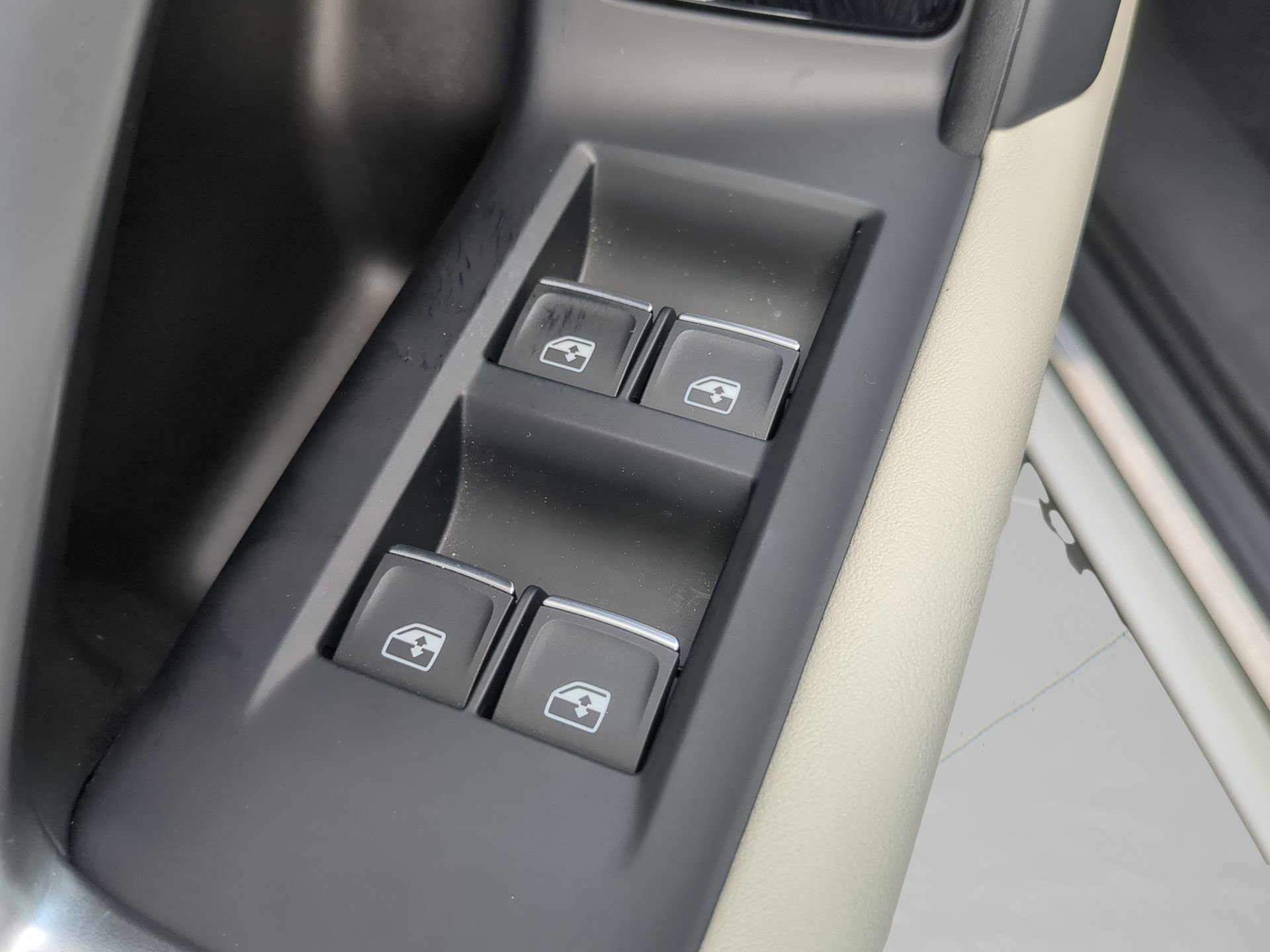 Used 2025 Audi Q5 Premium Plus AWD/4WD image 55