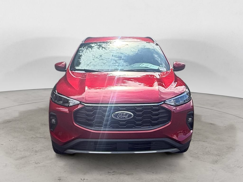 Certified 2025 Ford Escape ST-Line Select AWD/4WD image 2