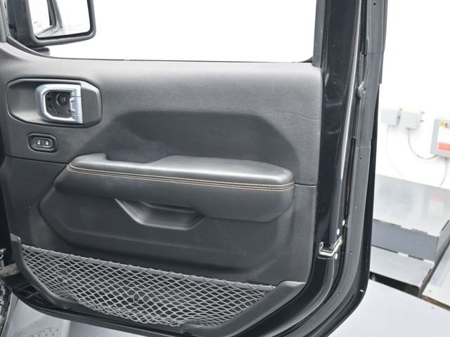 Used 2021 Jeep Gladiator Overland image 27