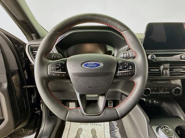 Certified 2024 Ford Escape ST-Line image 11