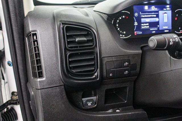 Used 2025 RAM ProMaster 2500 FWD image 21