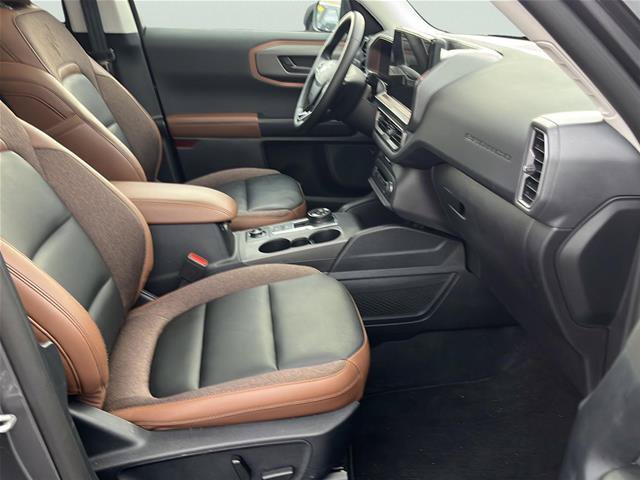 Certified 2025 Ford Bronco Sport Outer Banks w/ Outer Banks Tech Package+ AWD/4WD image 14