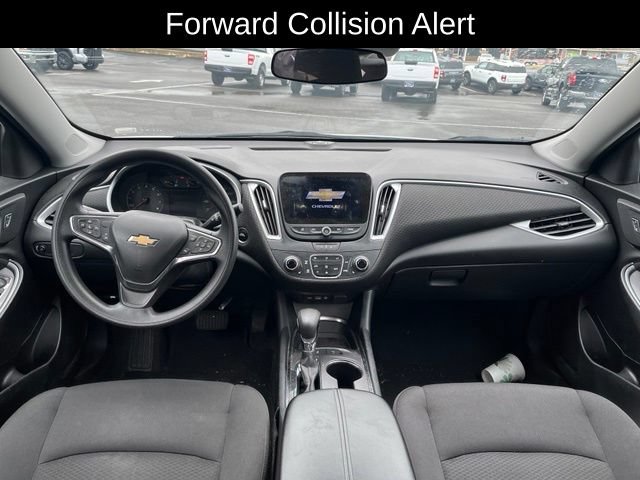 Used 2024 Chevrolet Malibu LT FWD image 9