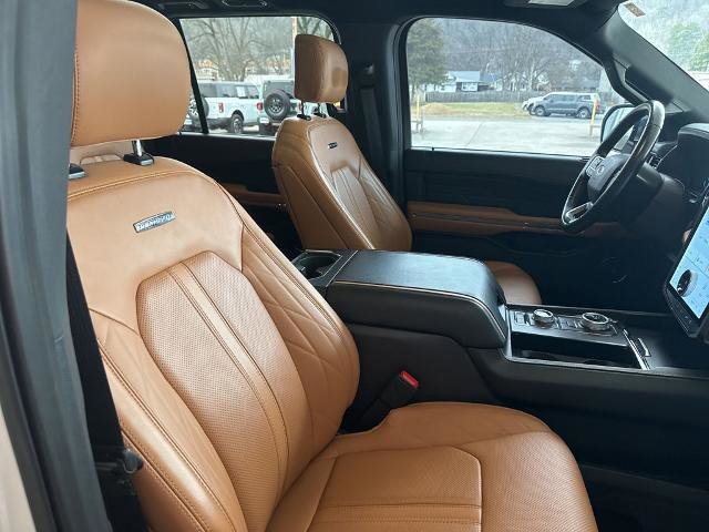 Certified 2022 Ford Expedition Platinum AWD/4WD image 21