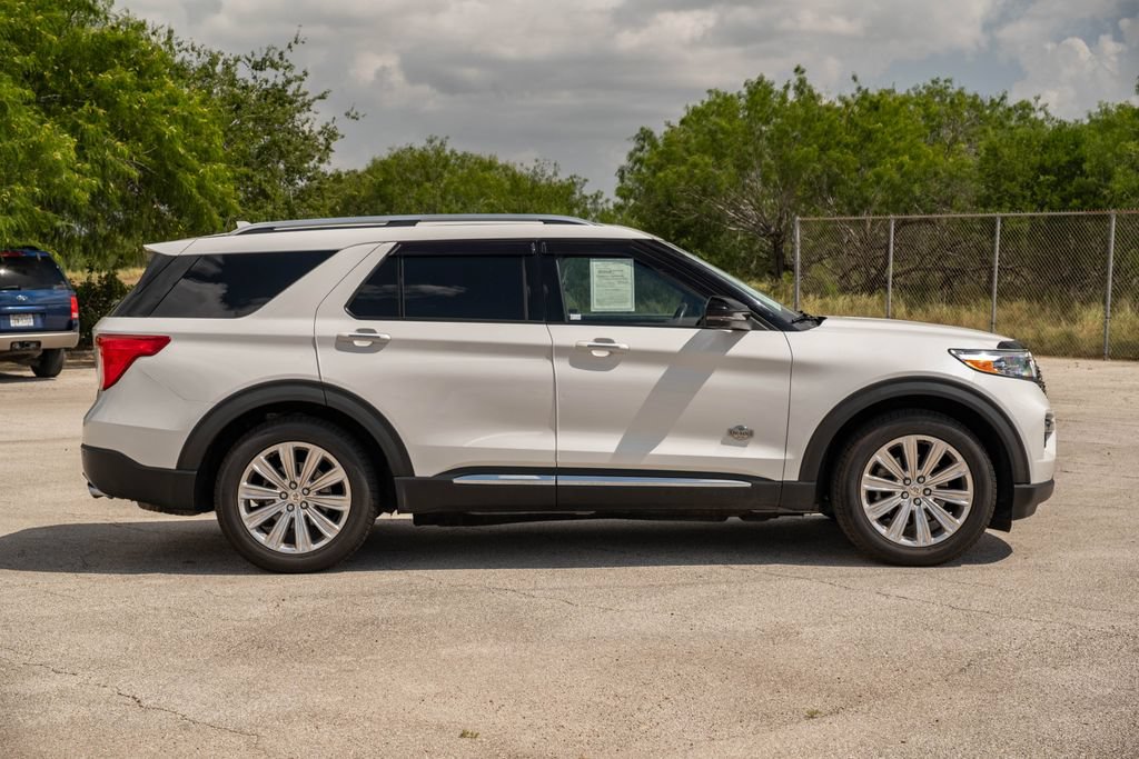Certified 2023 Ford Explorer King Ranch w/ Technology Package RWD image 9