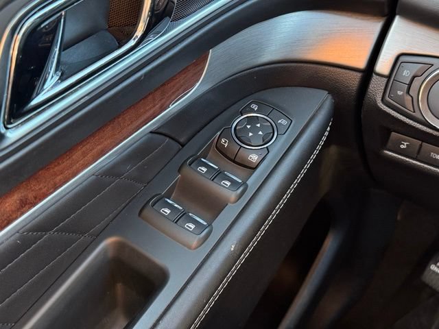 Certified 2018 Ford Explorer Platinum AWD/4WD image 36