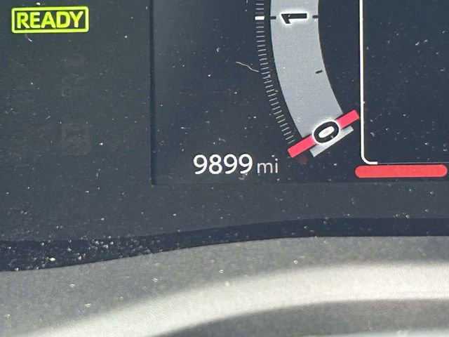 Used 2025 Toyota Camry SE w/ Convenience Package image 24