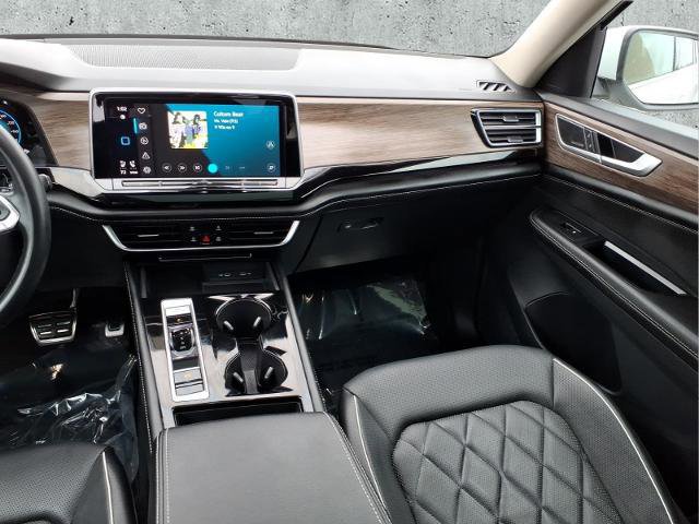 Used 2024 Volkswagen Atlas SEL Premium R-Line image 18