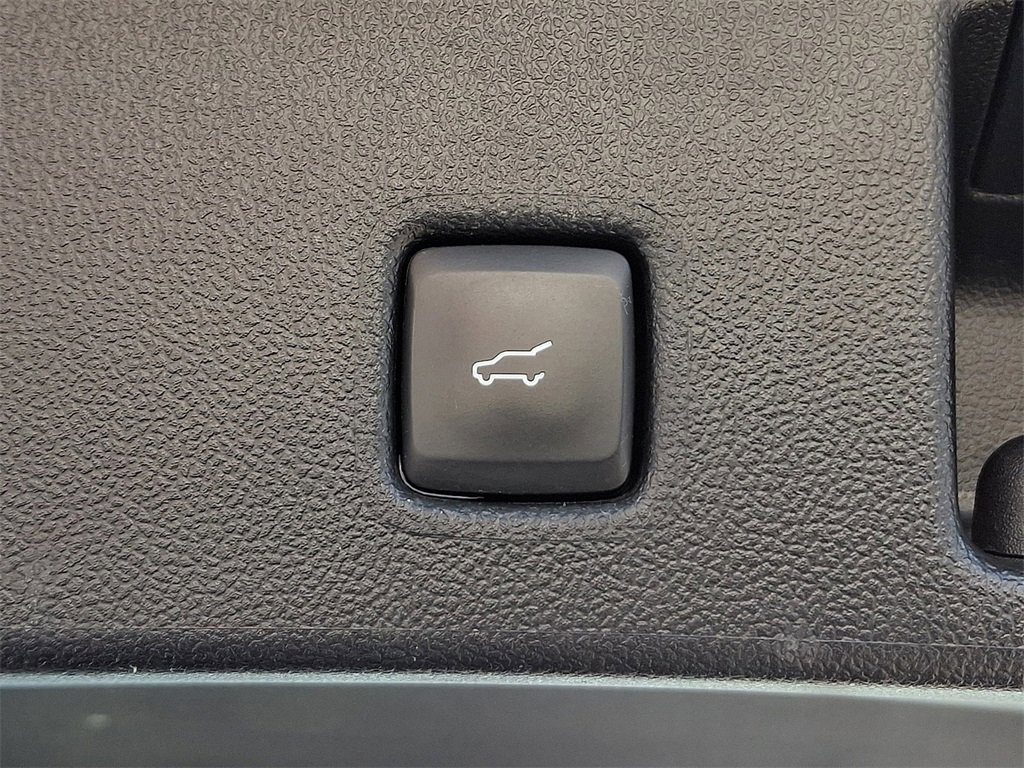 Certified 2022 Ford Escape SEL image 30