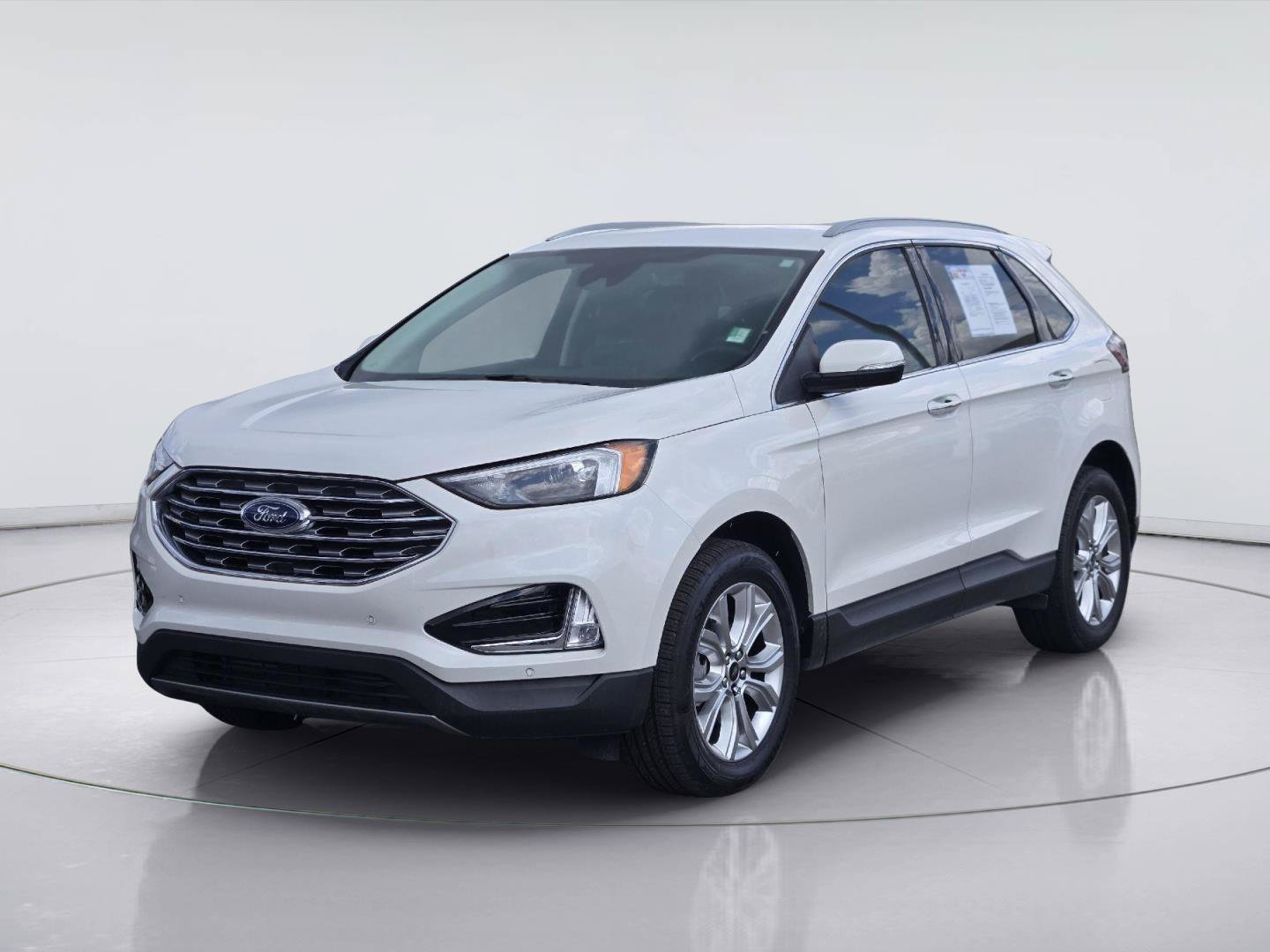 Certified 2023 Ford Edge Titanium