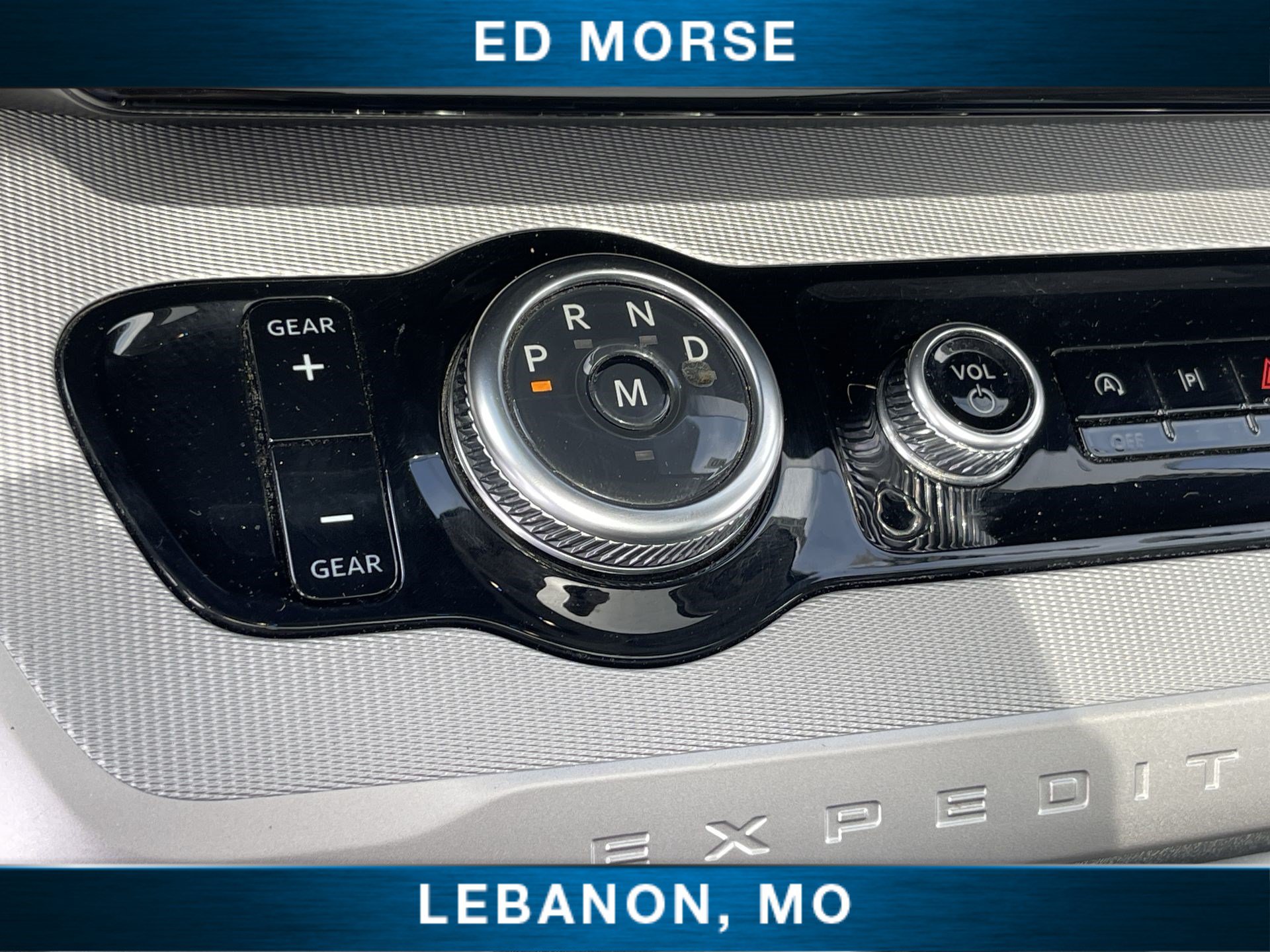 Certified 2025 Ford Expedition Active AWD/4WD image 15