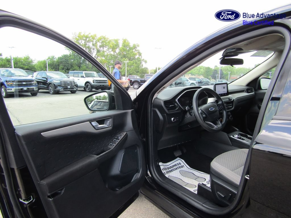 Certified 2020 Ford Escape SE AWD/4WD image 18