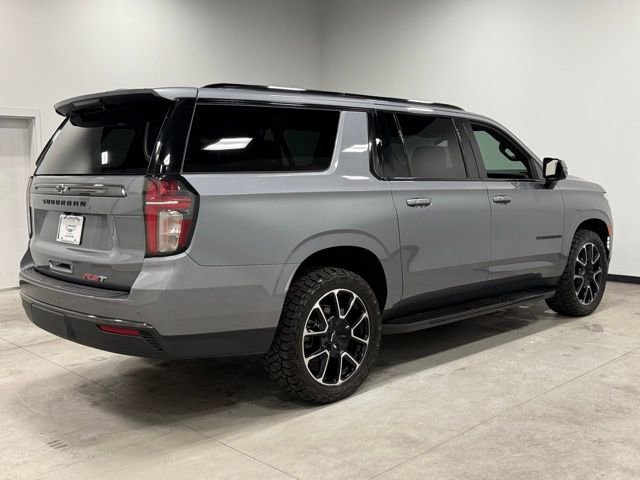 Used 2022 Chevrolet Suburban RST w/ Luxury Package image 12