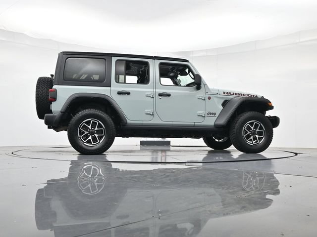 Used 2024 Jeep Wrangler Unlimited Rubicon AWD/4WD image 40