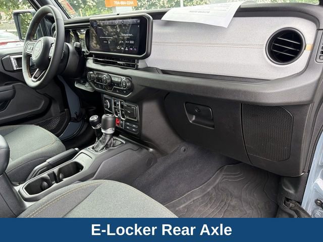Used 2024 Jeep Wrangler Unlimited Sport AWD/4WD image 27