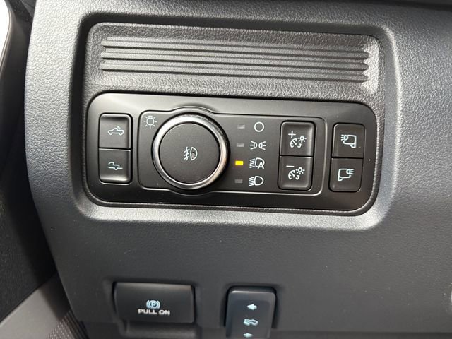 Certified 2026 Ford F250 Platinum w/ Tremor Off-Road Package image 17