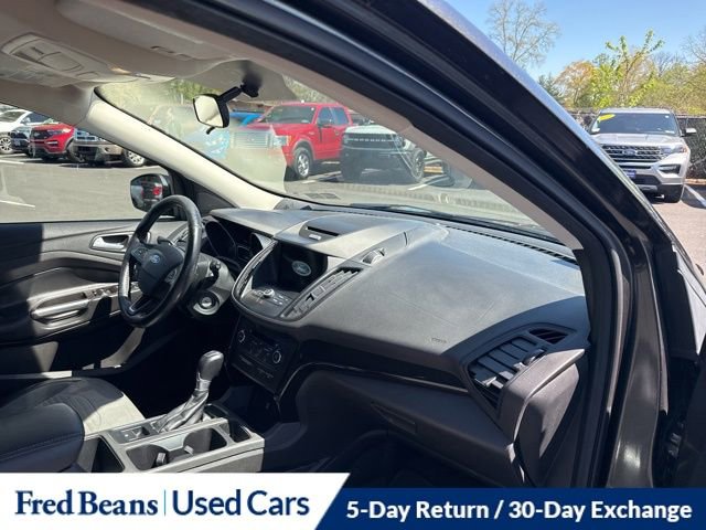 Certified 2017 Ford Escape SE w/ Equipment Group 201A AWD/4WD image 10
