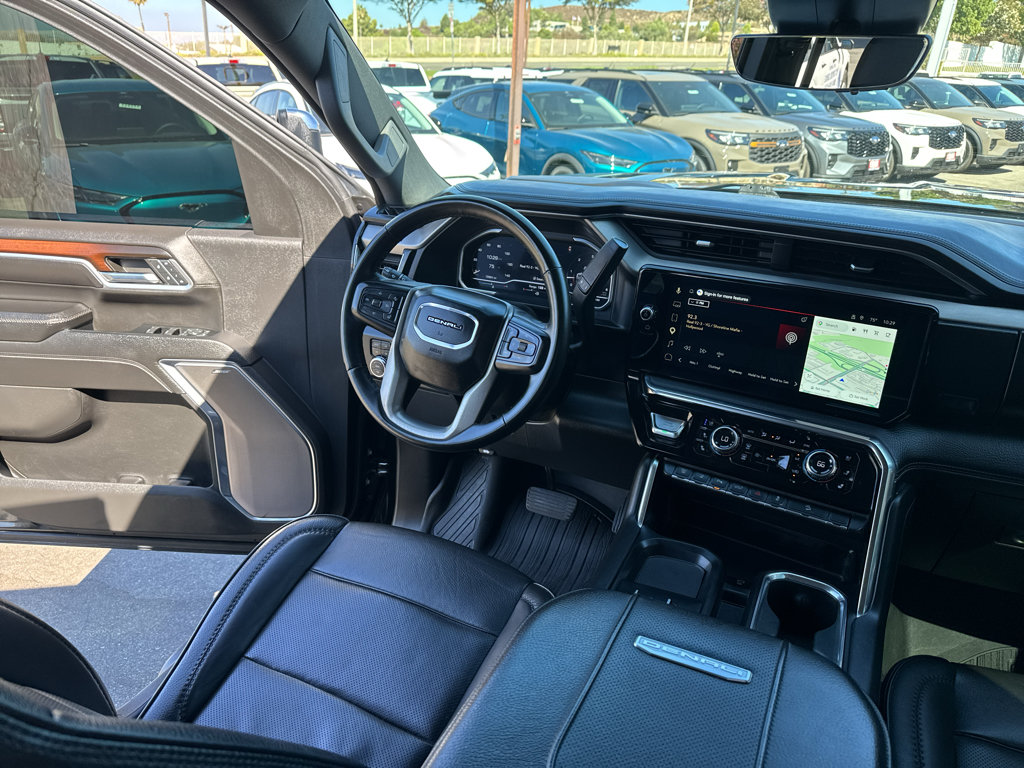 Used 2024 GMC Sierra 2500 Denali w/ Technology Package AWD/4WD image 23