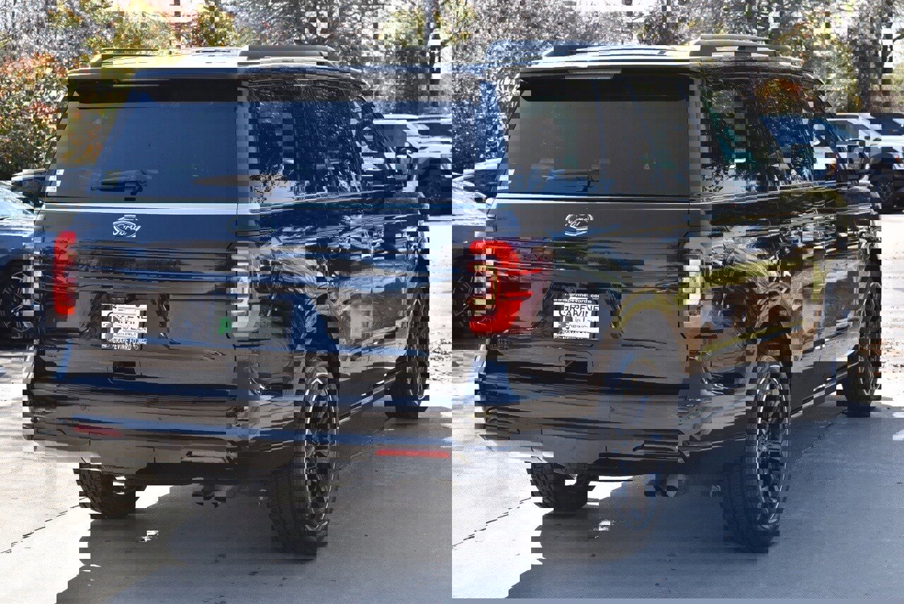 Certified 2023 Ford Expedition Limited image 10