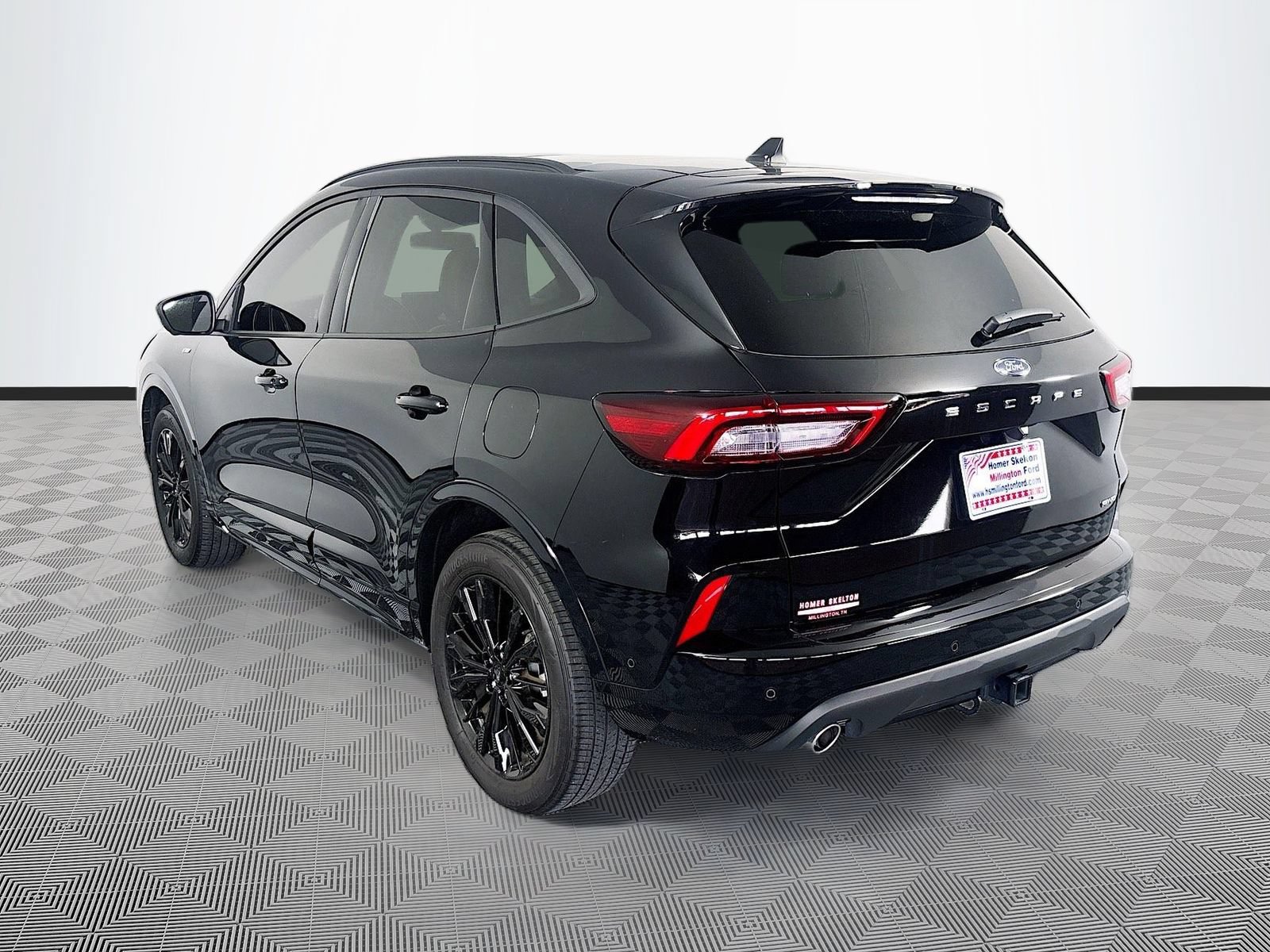 Certified 2024 Ford Escape ST-Line Elite w/ Premium Technology Package AWD/4WD image 5