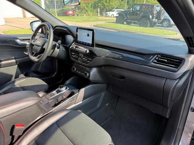 Certified 2023 Ford Escape ST-Line AWD/4WD image 23