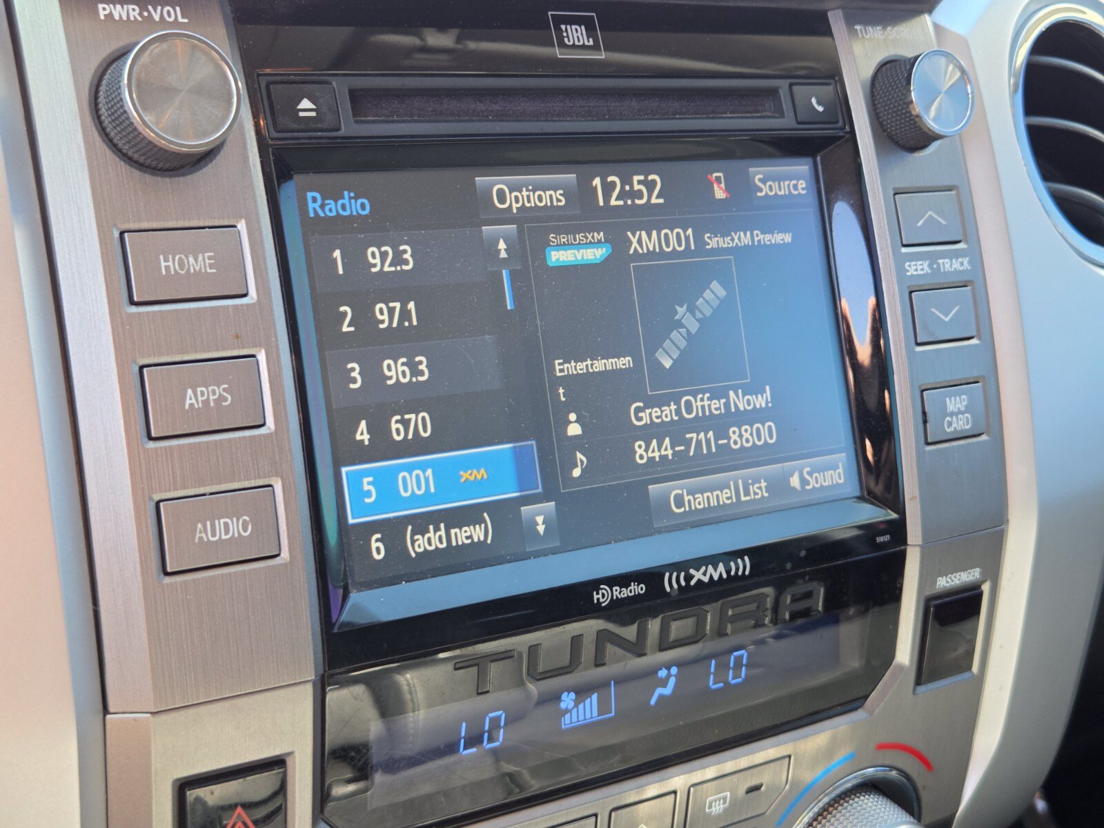 Used 2017 Toyota Tundra Platinum AWD/4WD image 21