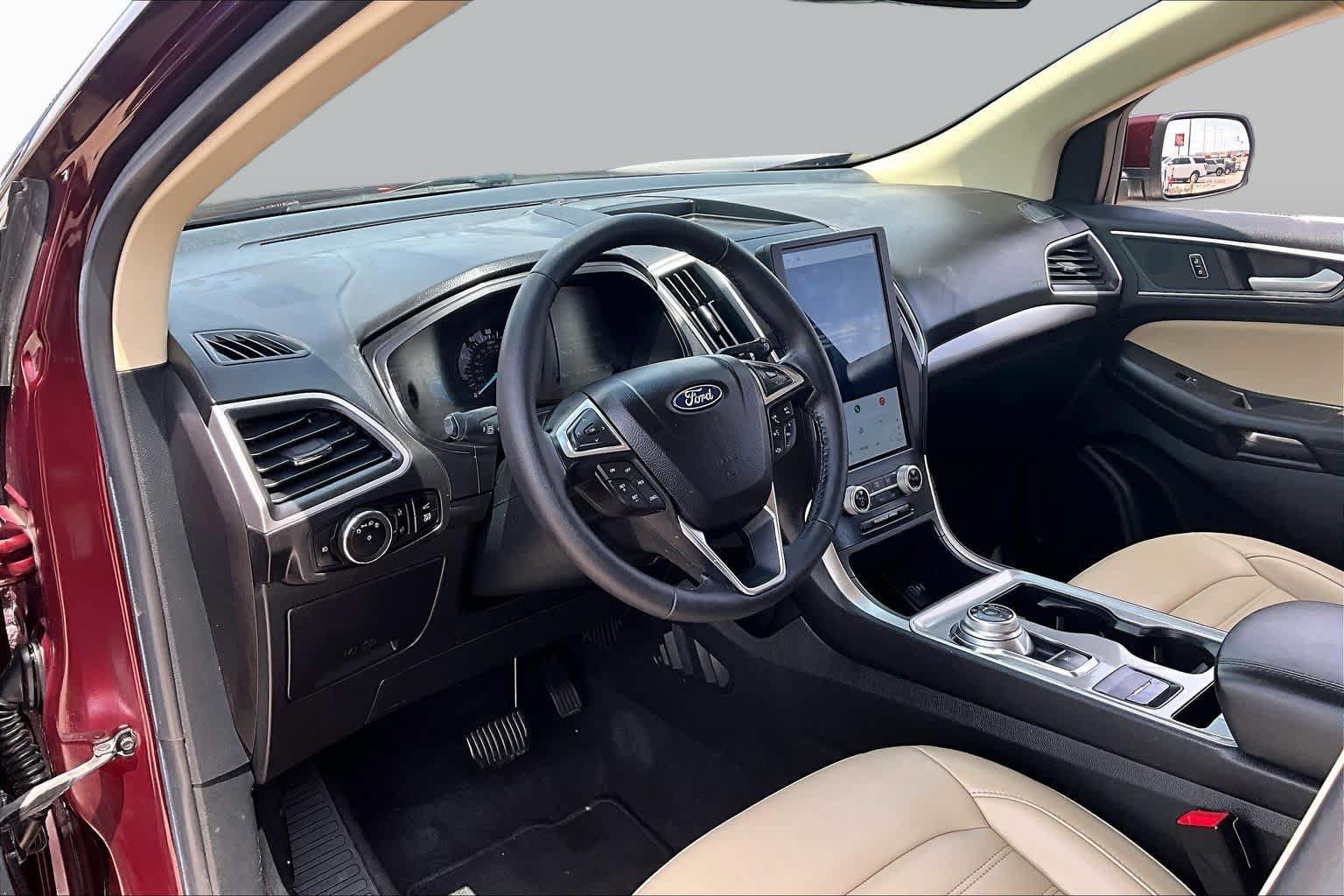 Certified 2023 Ford Edge SEL w/ Convenience Package AWD/4WD image 17
