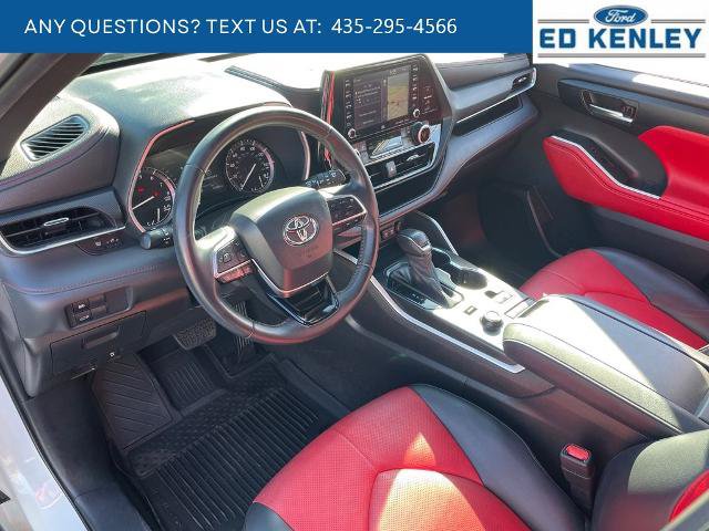 Used 2021 Toyota Highlander XSE AWD/4WD image 4