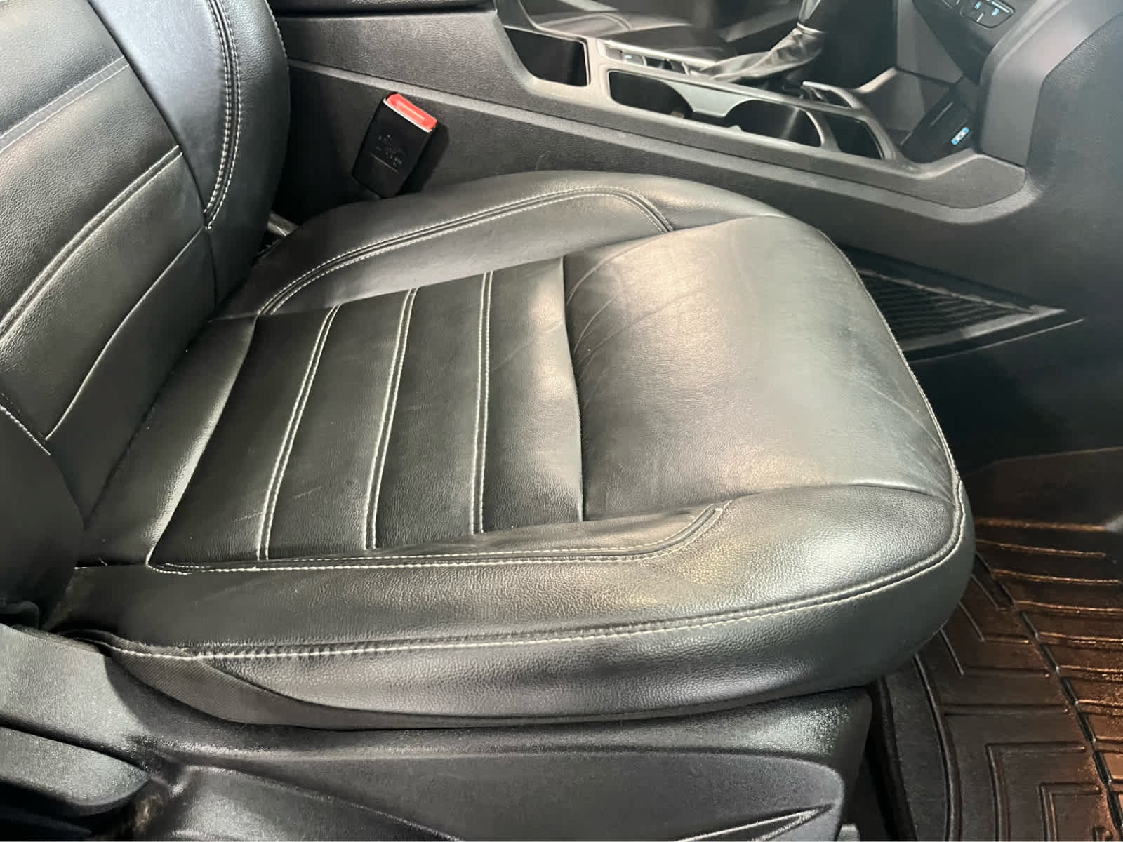 Certified 2018 Ford Escape SEL FWD image 48