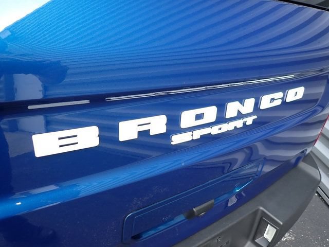 Certified 2023 Ford Bronco Sport Outer Banks w/ Tech Package AWD/4WD image 5
