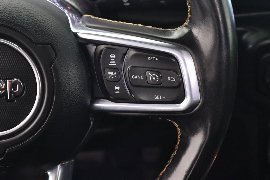 Used 2022 Jeep Wrangler Unlimited Sahara image 27