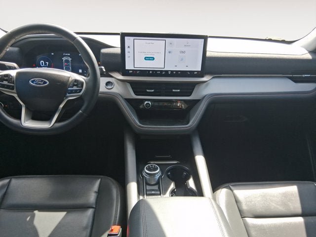 Certified 2025 Ford Explorer Active w/ Active Comfort Package AWD/4WD image 10