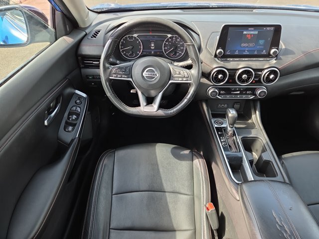 Used 2022 Nissan Sentra SR w/ SR Premium Package FWD image 12