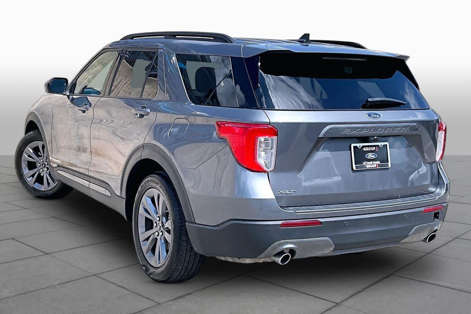 Certified 2023 Ford Explorer XLT w/ Equipment Group 202A RWD image 12