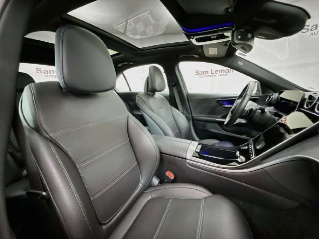 Used 2025 Mercedes-Benz C 300 Sedan image 29