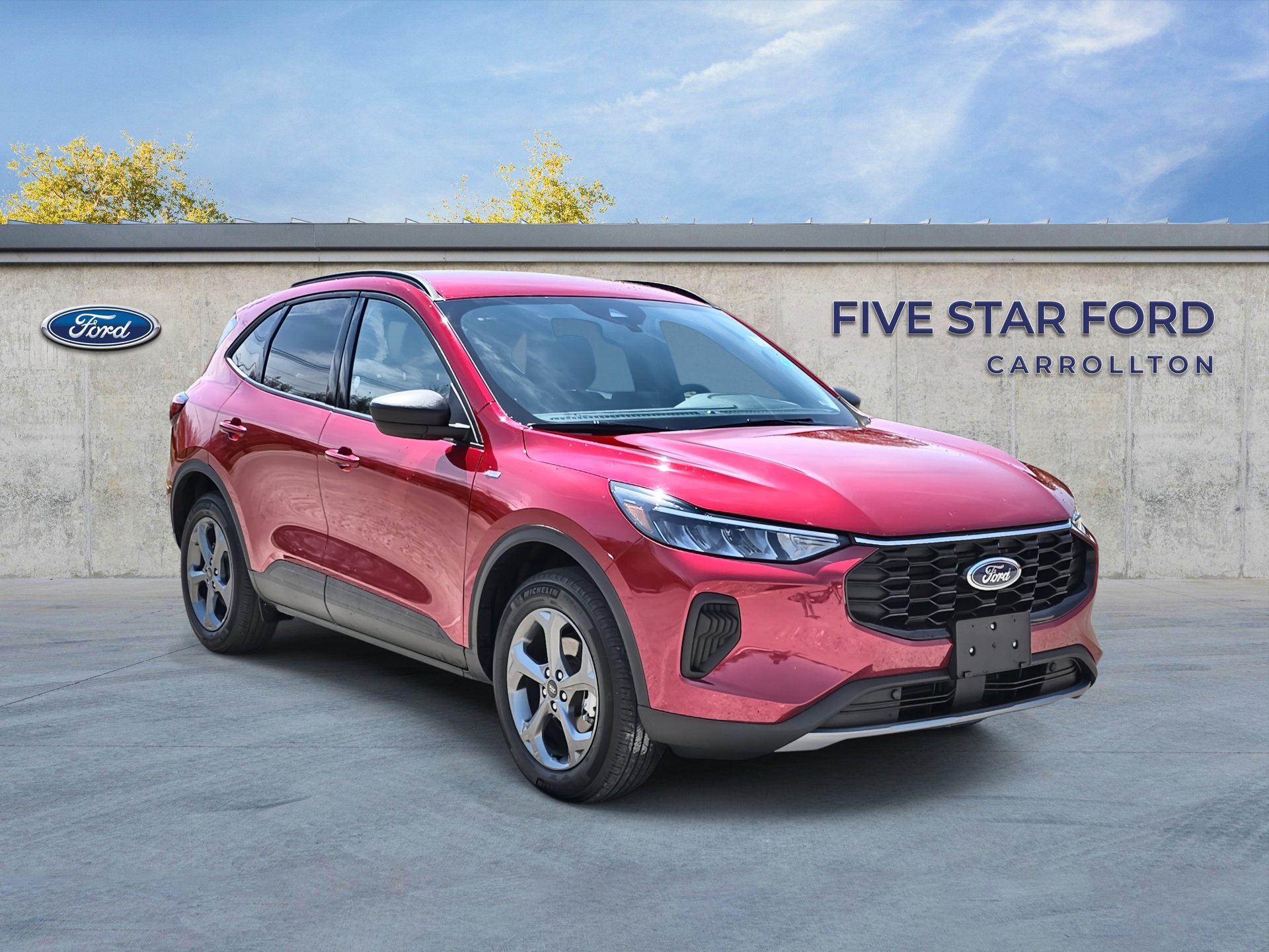 Certified 2025 Ford Escape ST-Line image 1