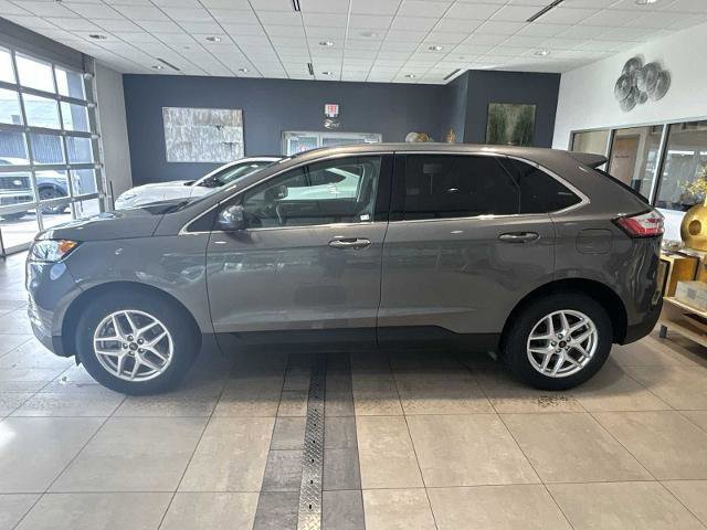 Certified 2023 Ford Edge SEL w/ Convenience Package image 2