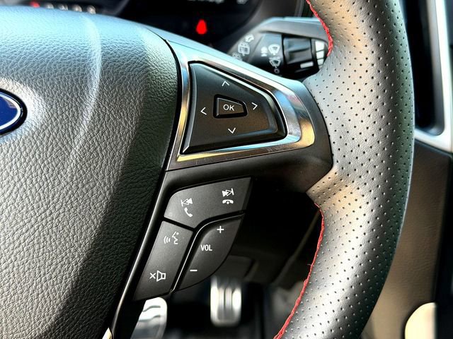 Certified 2022 Ford Edge ST-Line image 12