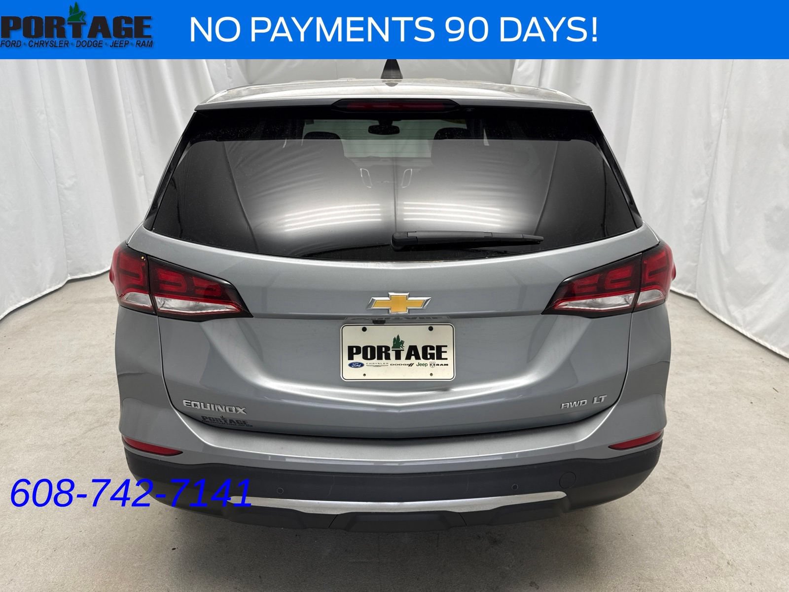 Used 2024 Chevrolet Equinox LT AWD/4WD image 3