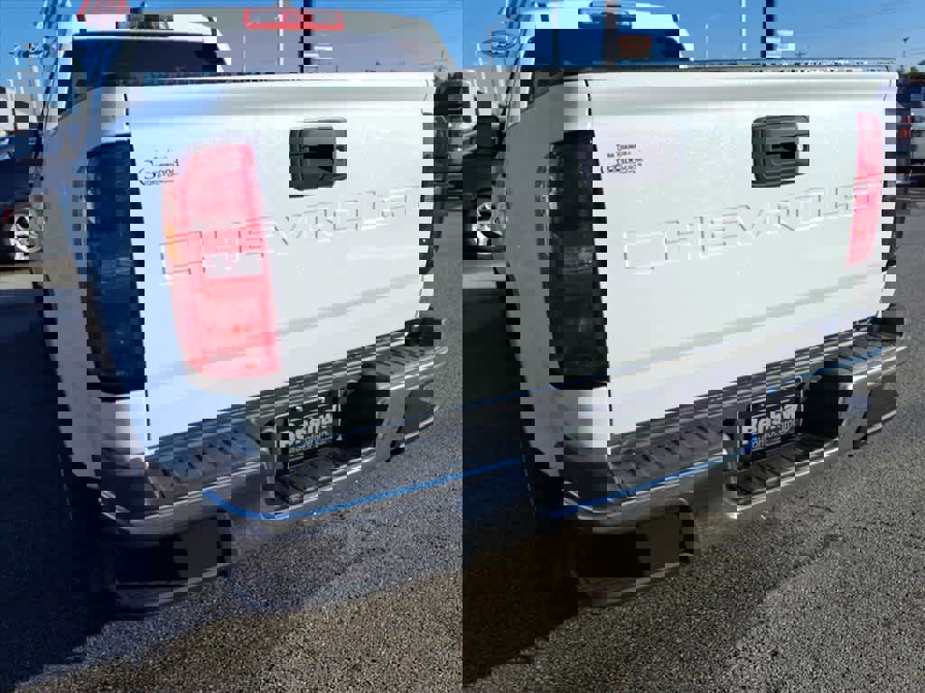 Used 2022 Chevrolet Colorado W/T w/ WT Convenience Package image 19