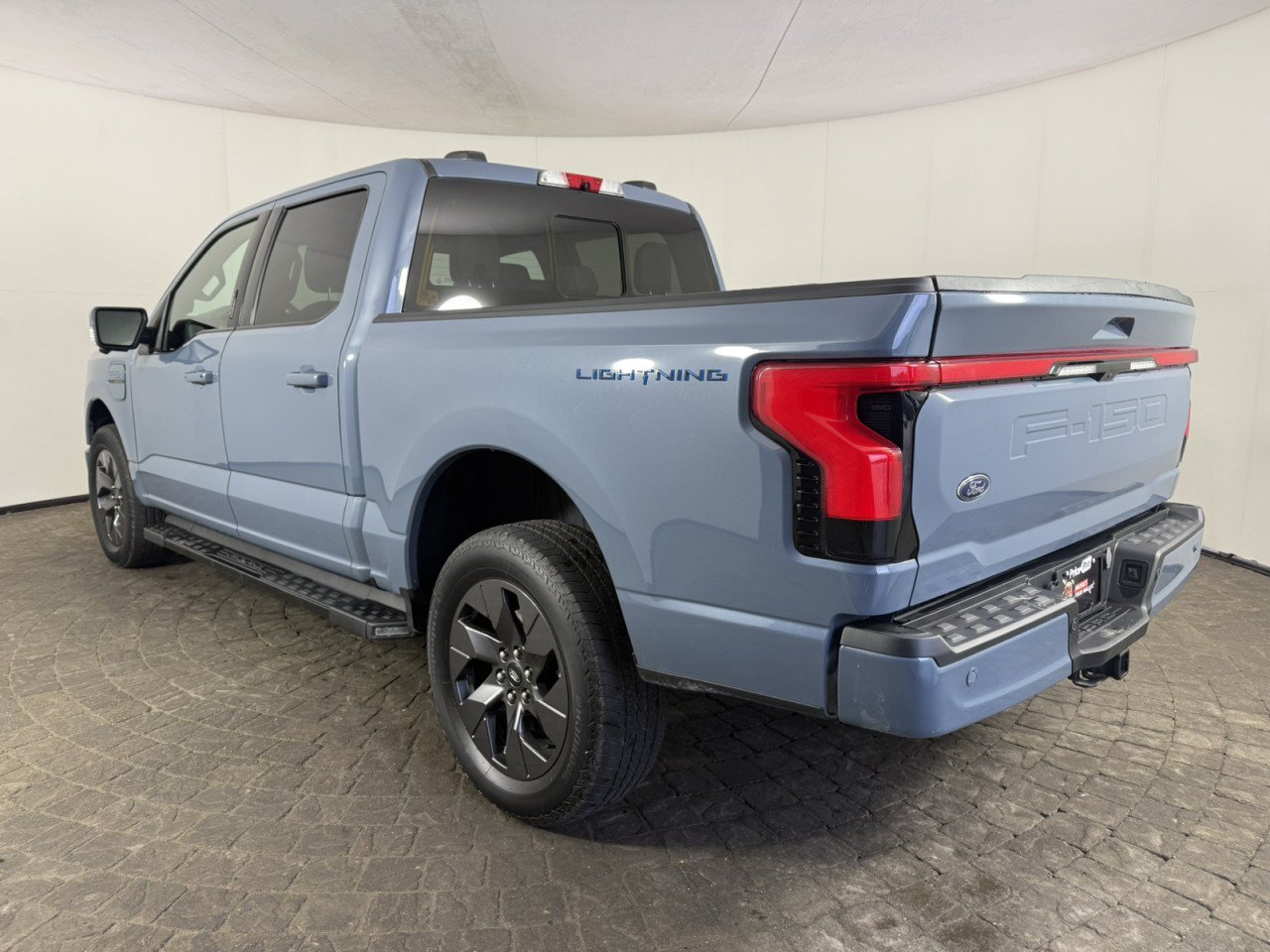 Certified 2023 Ford F150 Lightning Lariat AWD/4WD image 6