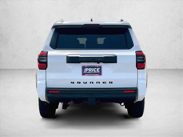 Used 2025 Toyota 4Runner SR5 AWD/4WD image 4