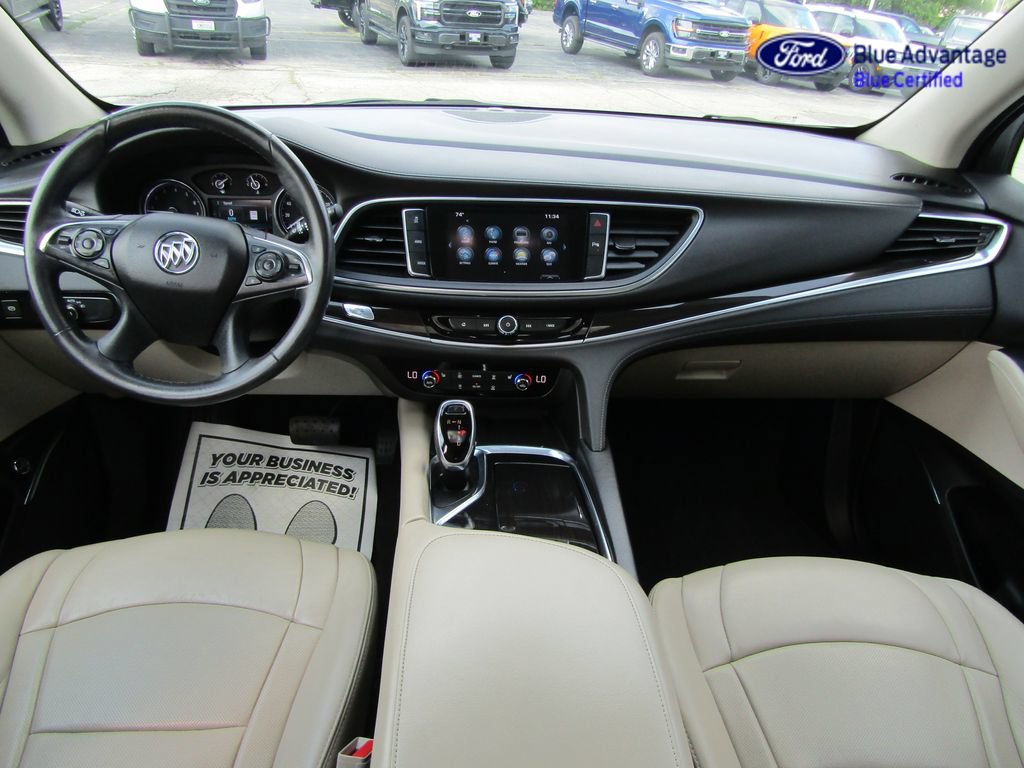Used 2019 Buick Enclave Essence w/ LPO, Hit The Road Package AWD/4WD image 4