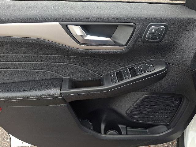 Certified 2022 Ford Escape SEL w/ Technology Package image 12