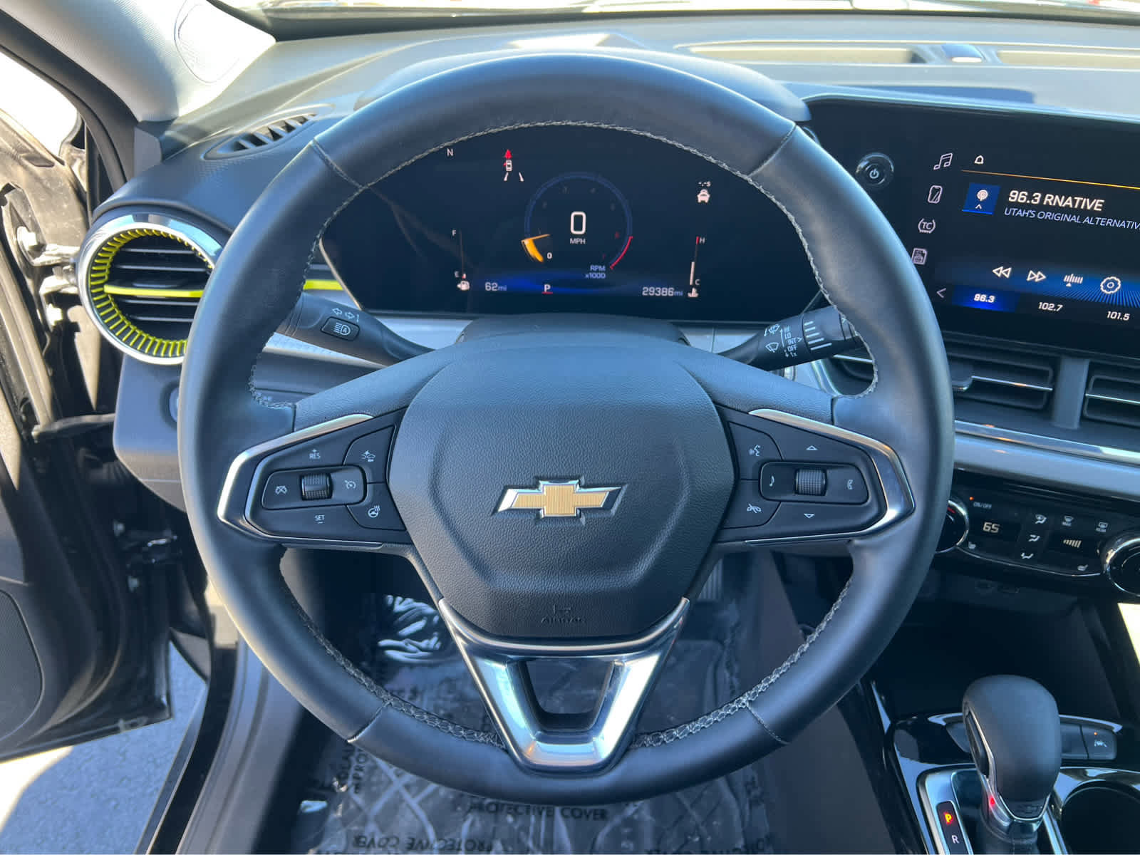 Used 2024 Chevrolet Trax LT w/ Driver Confidence Package image 33