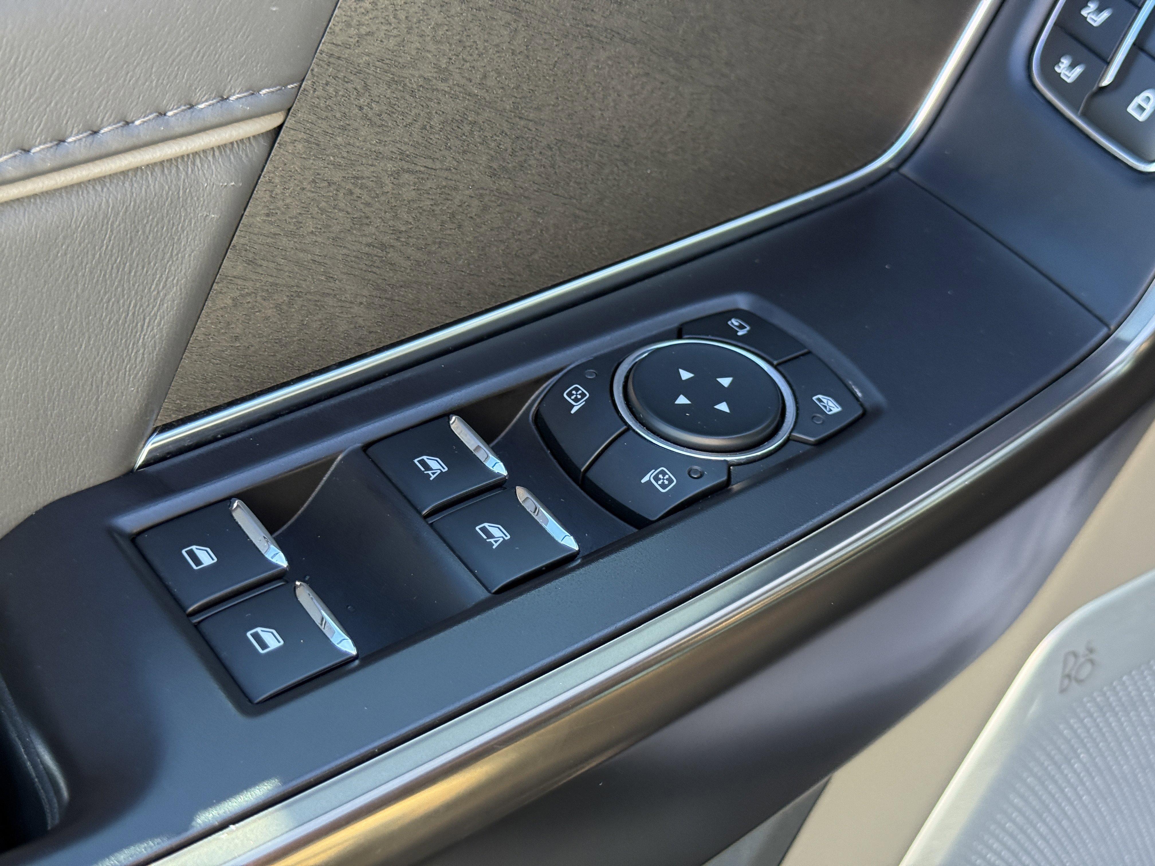 Certified 2024 Ford F150 Platinum w/ Equipment Group 703A Plus image 16