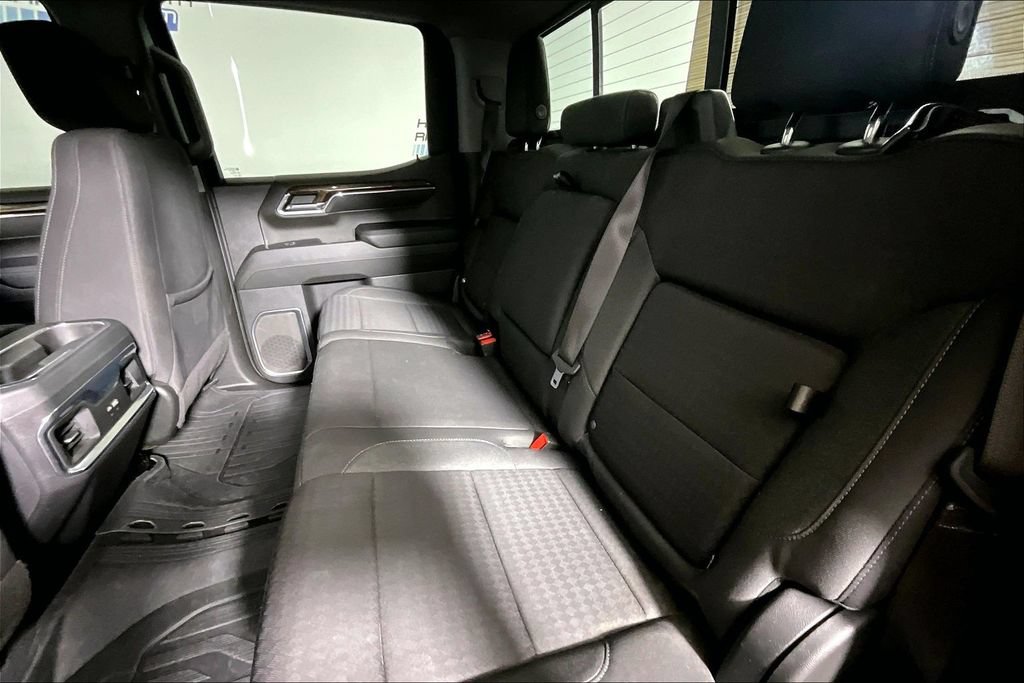 Used 2023 GMC Sierra 1500 Elevation w/ Preferred Package RWD image 21
