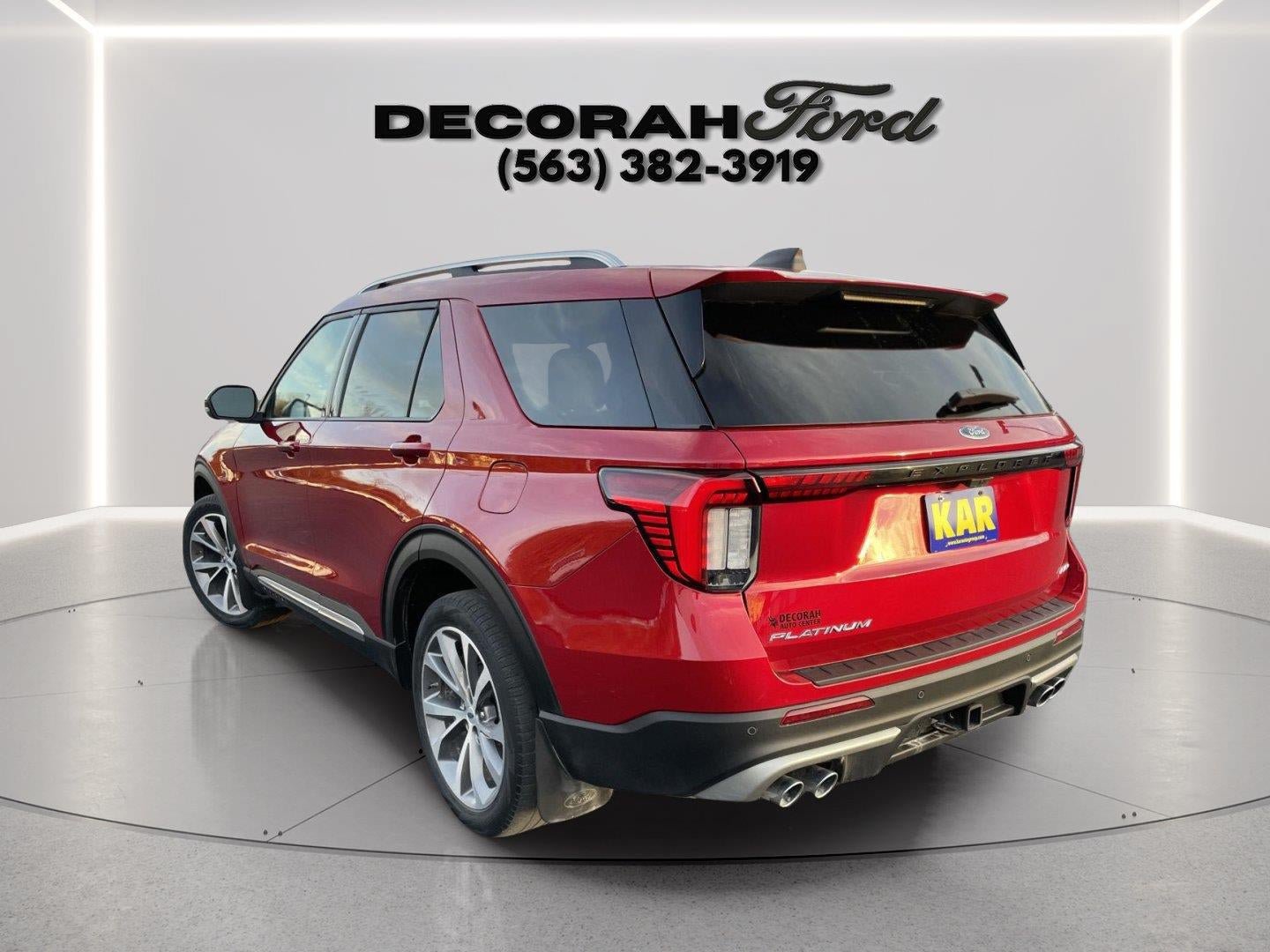 Certified 2025 Ford Explorer Platinum w/ Ultimate Package AWD/4WD image 5