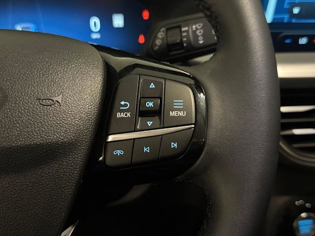 Certified 2025 Ford Escape SE w/ PHEV Premium Package image 21