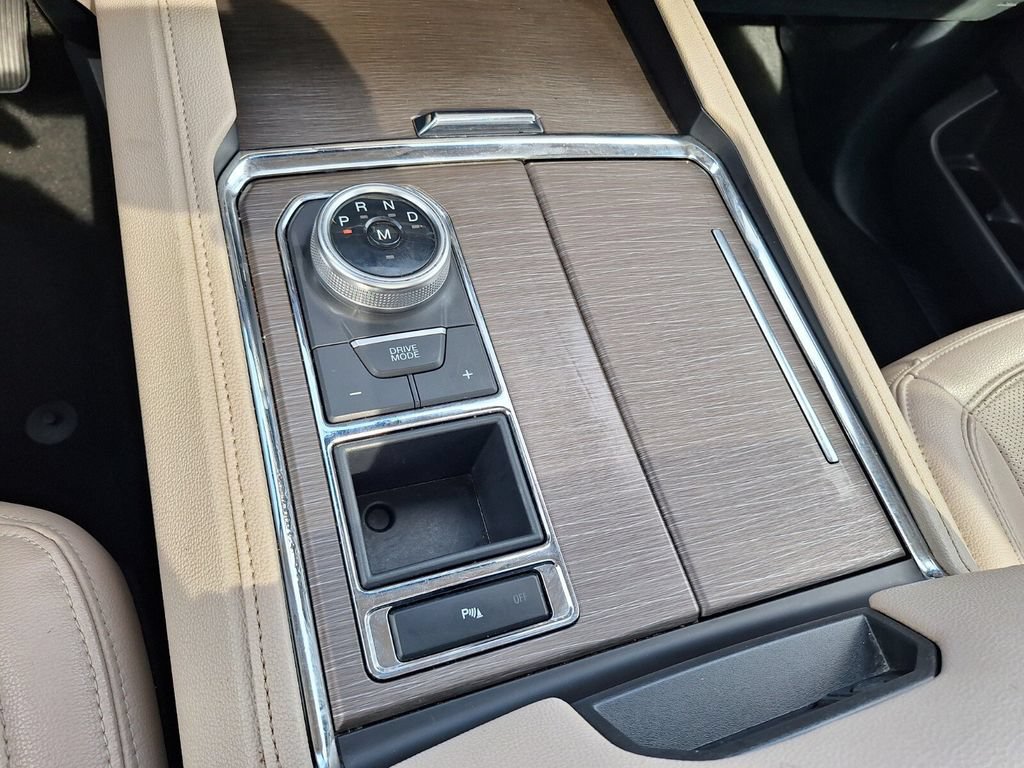 Certified 2024 Ford Expedition Max Limited RWD image 15